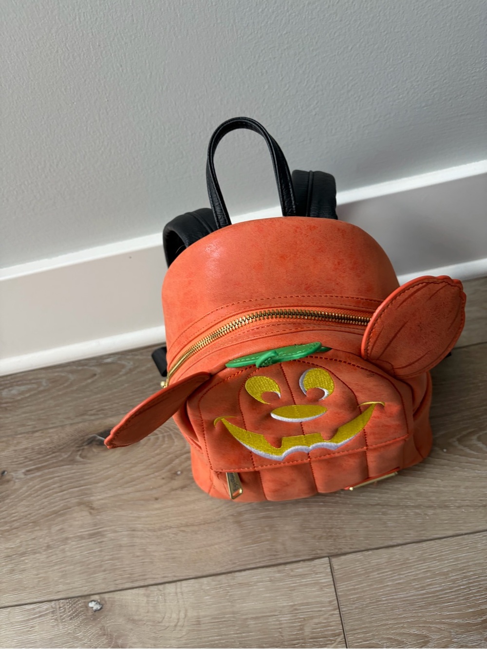Disney Mickey Jack O Lantern Loungefly Mini Backpack (Read) - Picture 2 of 6